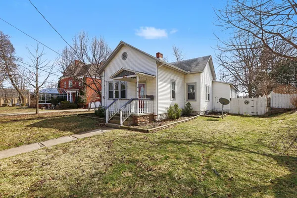 $249,900 | 411 5th Street, Manistee, MI 49660