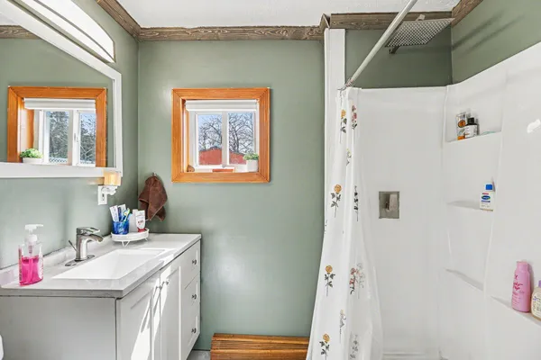 $249,900 | 411 5th Street, Manistee, MI 49660