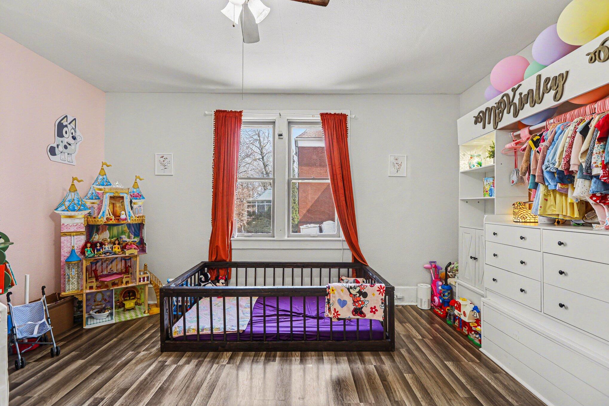 411 5th Street Manistee, MI 49660 - Photo 9 of 16 Bonus Room