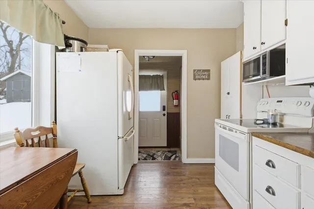 $250,000 | 33987 County 8 Boulevard, Cannon Falls, MN 55009