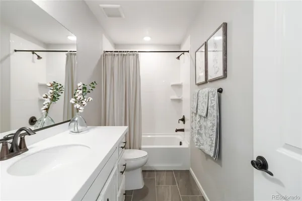 $615,000 | 1244 Granite Way | Erie