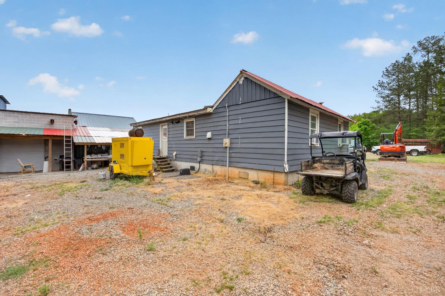 1040 Deuprees Store Road Drakes Branch, VA 23937 - Photo 35 of 76