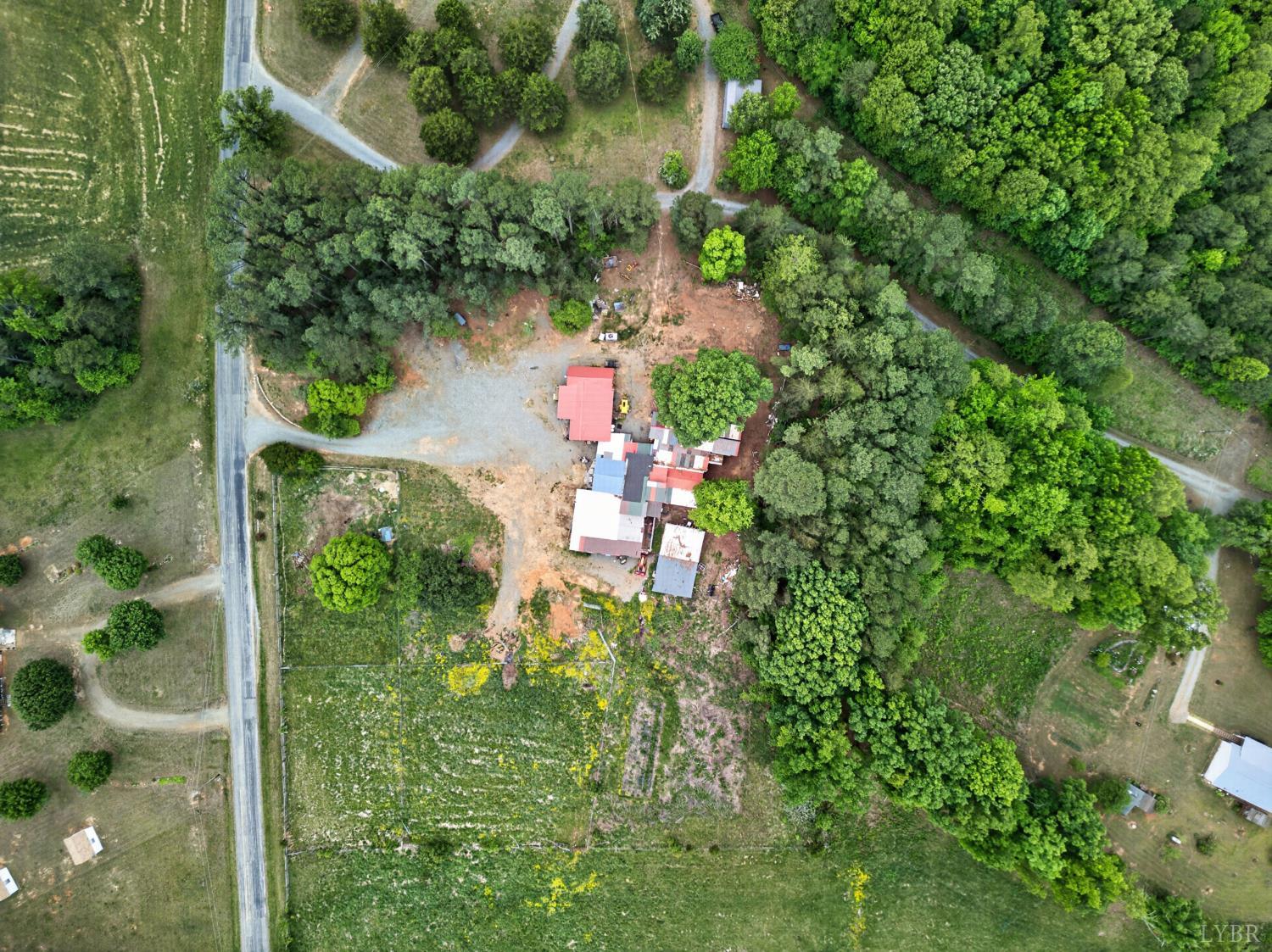1040 Deuprees Store Road Drakes Branch, VA 23937 - Photo 67 of 76