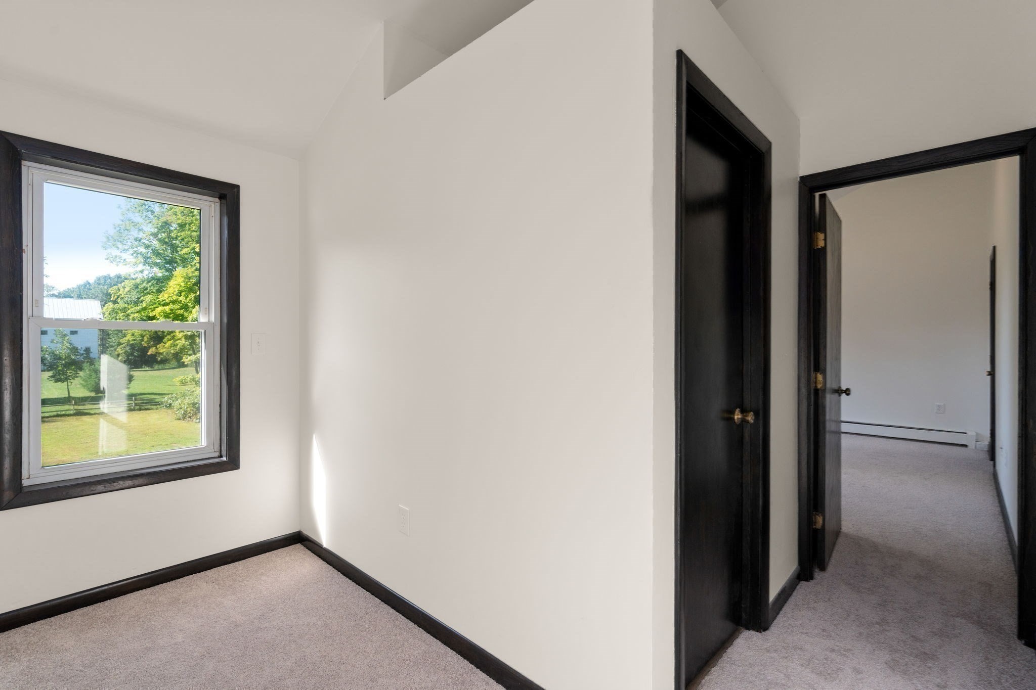 61 Pelham Road Amherst, MA 01002 - Photo 10 of 35 Gallery Image 10