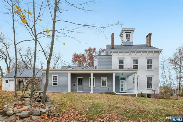 $779,000 | 142 Island Road, Mahwah, NJ 07430