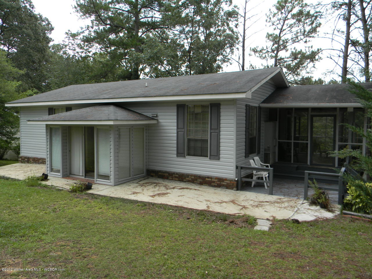 256 Pinedale Shores Road Jasper, AL 35503 - Photo 1 of 12 Gallery Image 1
