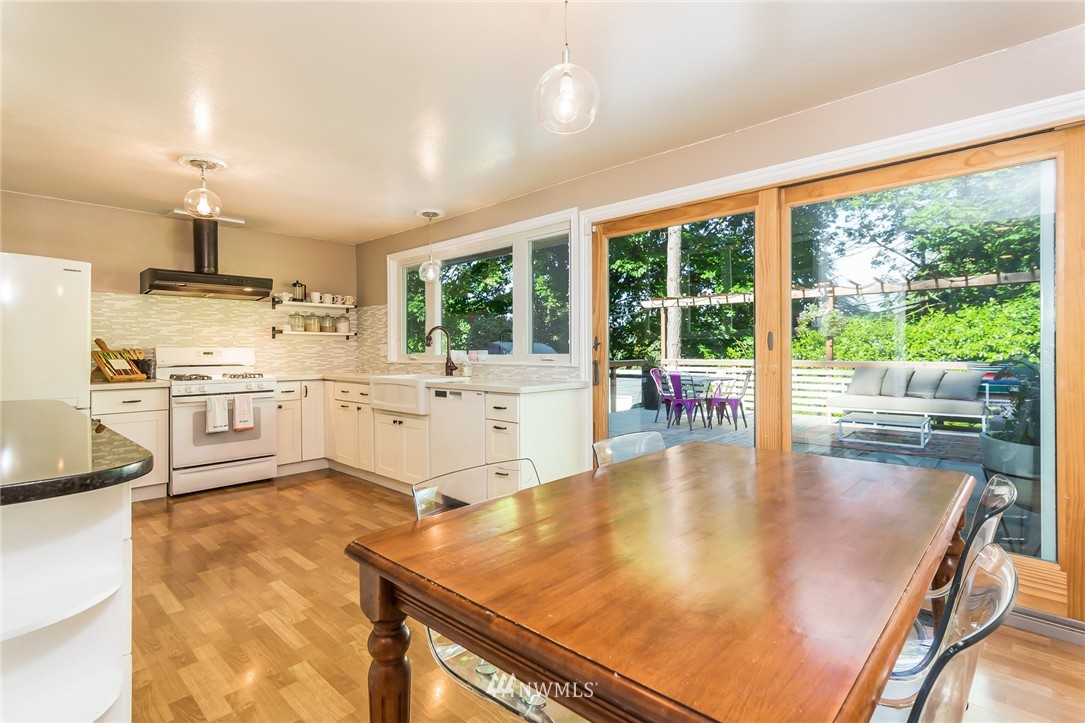 22117 4th Place West Bothell, WA 98021 - Photo 5 of 25