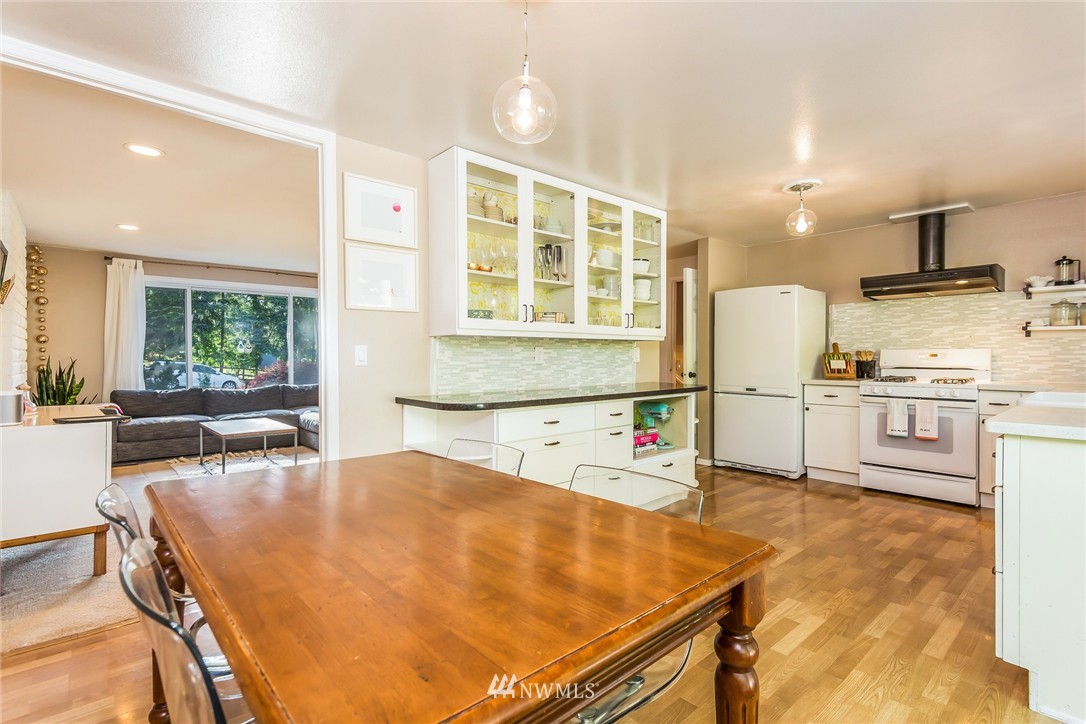 22117 4th Place West Bothell, WA 98021 - Photo 8 of 25