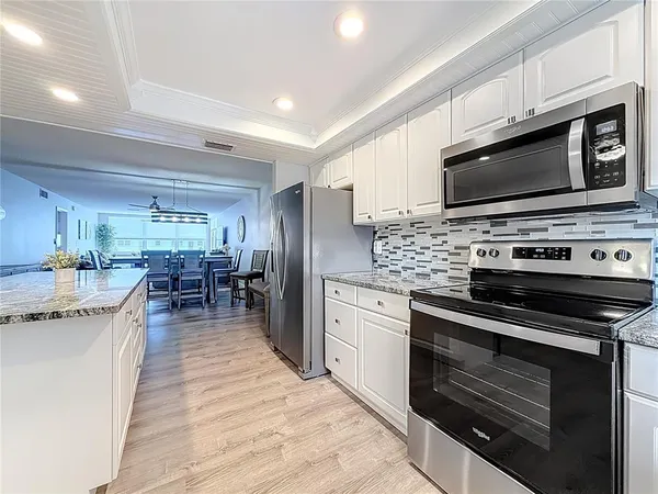 $350,000 | 5575 Gulf Boulevard, Unit 225, St. Pete Beach, FL 33706