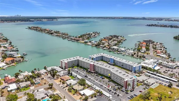 $350,000 | 5575 Gulf Boulevard, Unit 225, St. Pete Beach, FL 33706