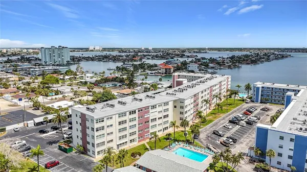 $350,000 | 5575 Gulf Boulevard, Unit 225, St. Pete Beach, FL 33706