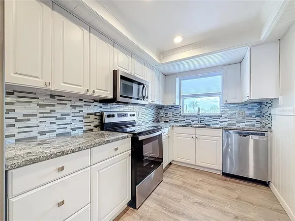 $350,000 | 5575 Gulf Boulevard, Unit 225, St. Pete Beach, FL 33706