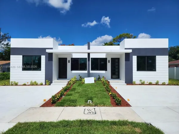 $3,028 | 16002 Northwest 38th Place, Miami Gardens, FL 33054