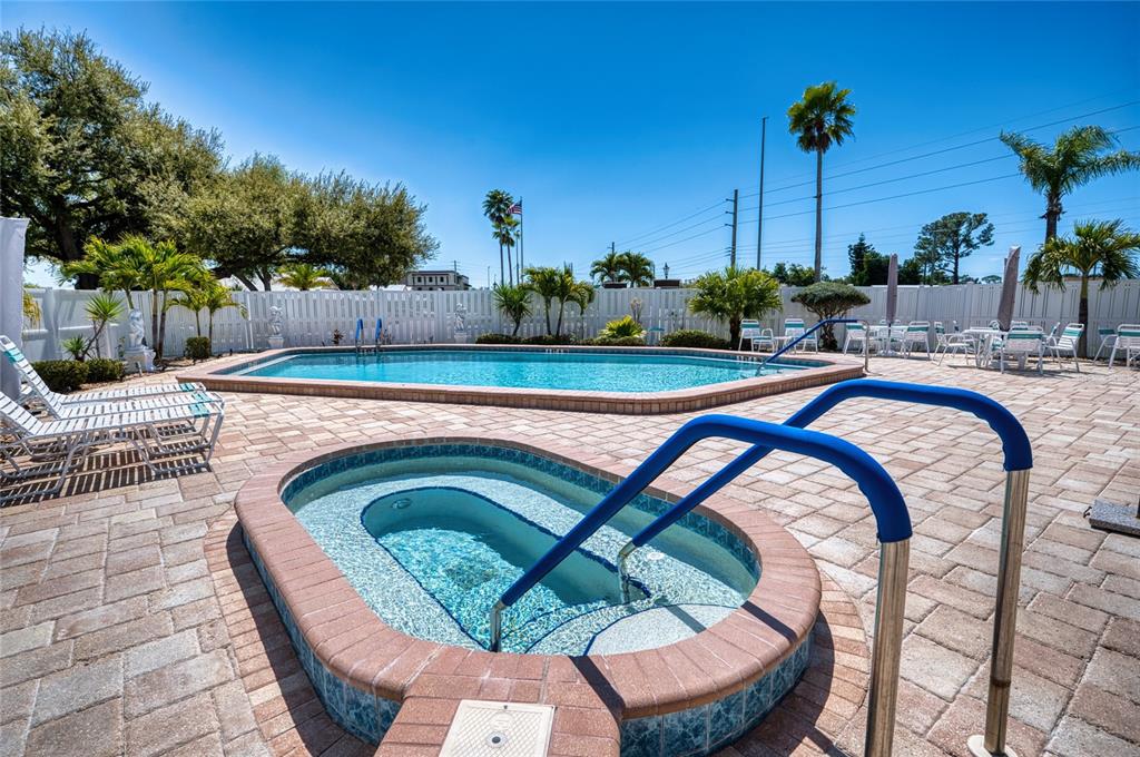 76 Sandstone Circle Venice, FL 34293 - Photo 31 of 37 a view of swimming pool with outdoor seating