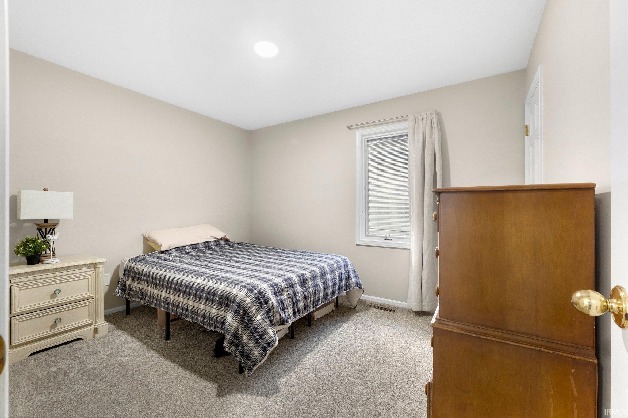 2319 Kerrigans Way Fort Wayne, IN 46815 - Photo 11 of 23