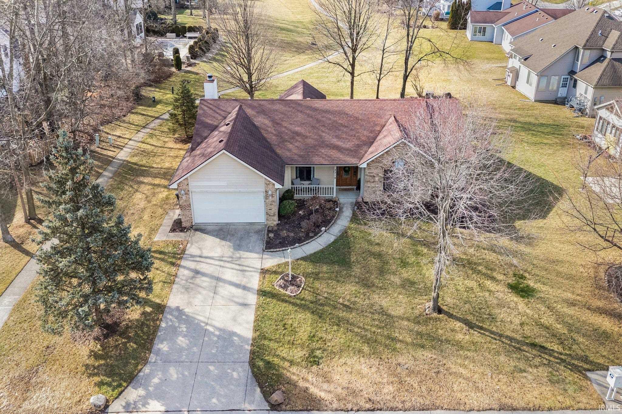 2319 Kerrigans Way Fort Wayne, IN 46815 - Photo 2 of 23