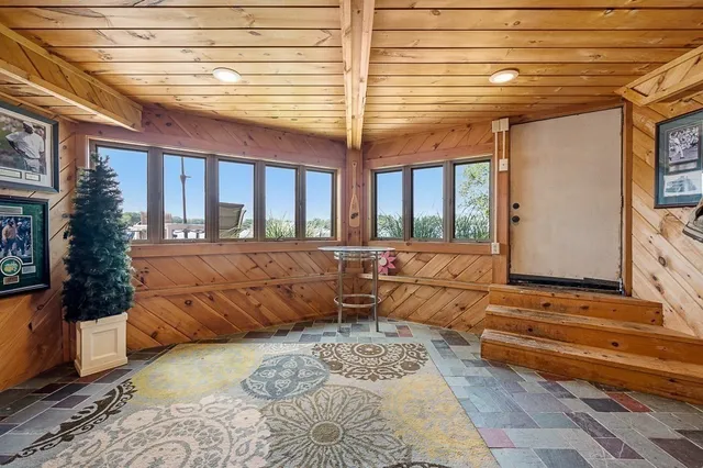 $869,400 | 45 Point Pleasant Road, Webster, MA 01570