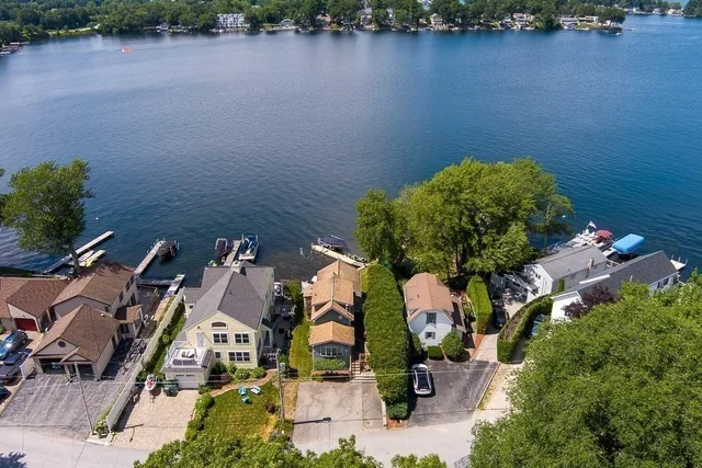 $869,400 | 45 Point Pleasant Road, Webster, MA 01570