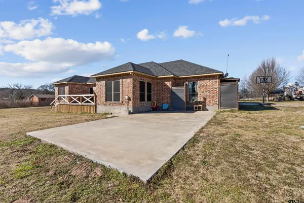 $450,000 | 205 Vz County Road 4807, Ben Wheeler, TX 75754
