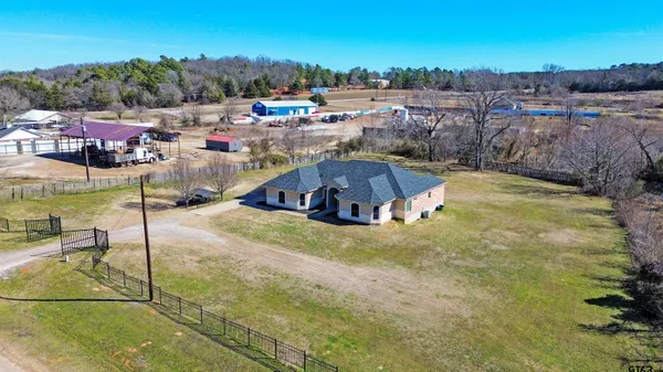 $450,000 | 205 Vz County Road 4807, Ben Wheeler, TX 75754