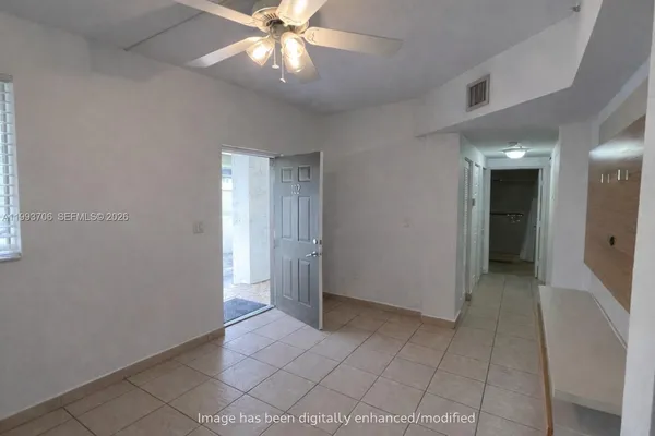 $1,800 | 318 East 6th Street, Unit 102, Hialeah, FL 33010
