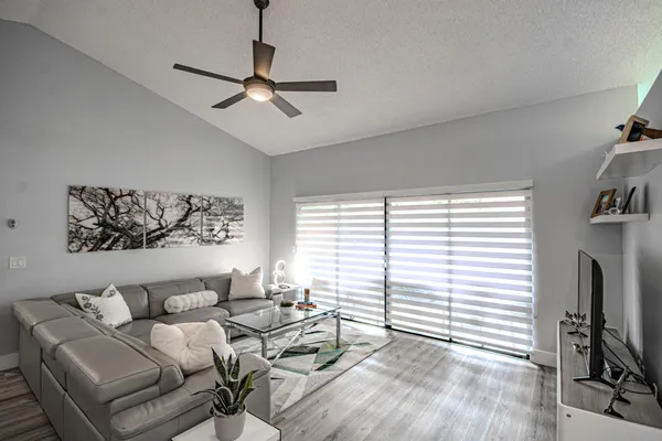 $3,500 | 7525 Northwest 61st Terrace, Unit 603, Parkland, FL 33067