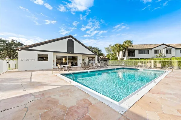 $3,500 | 7525 Northwest 61st Terrace, Unit 603, Parkland, FL 33067