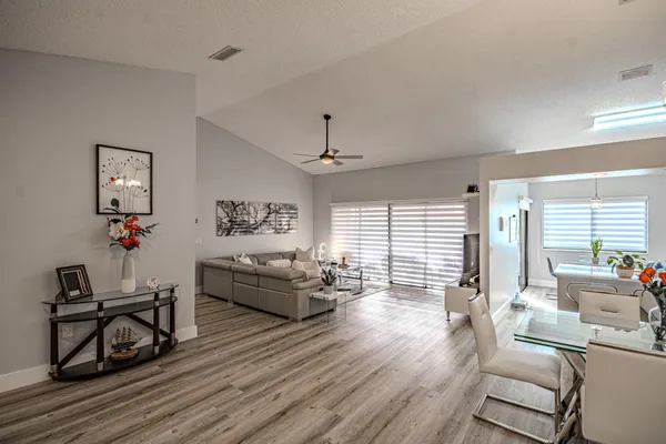 $3,500 | 7525 Northwest 61st Terrace, Unit 603, Parkland, FL 33067