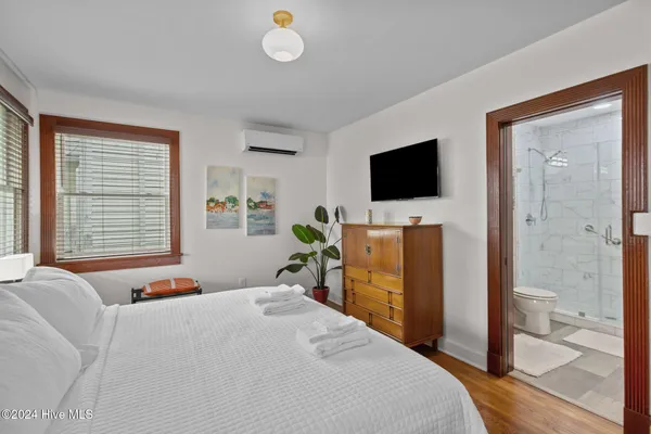 $2,550 | 226 East Water Street, Washington, NC 27889