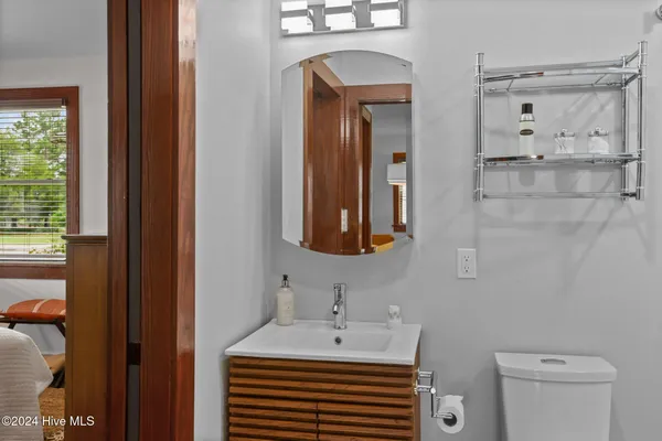 $2,550 | 226 East Water Street, Washington, NC 27889