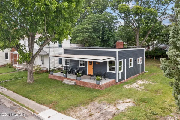 $2,550 | 226 East Water Street, Washington, NC 27889