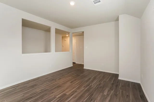 $1,975 | 3001 Wild Indigo Trail, Brookshire, TX 77423