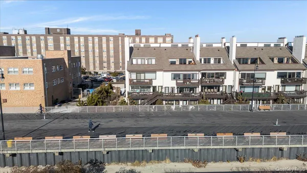 $1,399,999 | 627A Oceanfront, Unit A, Long Beach, NY 11561