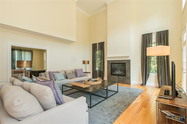 18 Bryant Road Lexington, MA 02420 - Photo 9 of 30 Gallery Image 9