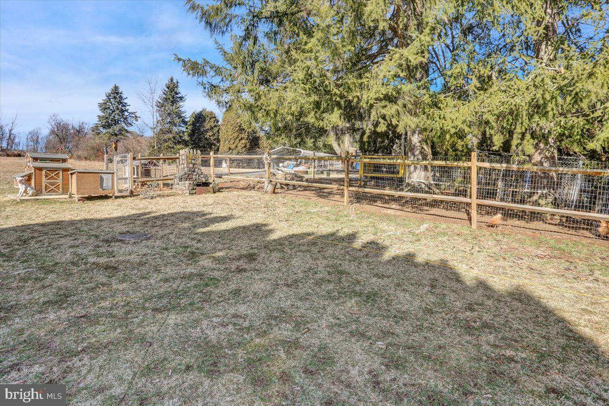 3056 Pricetown Road Temple, PA 19560 - Photo 13 of 44