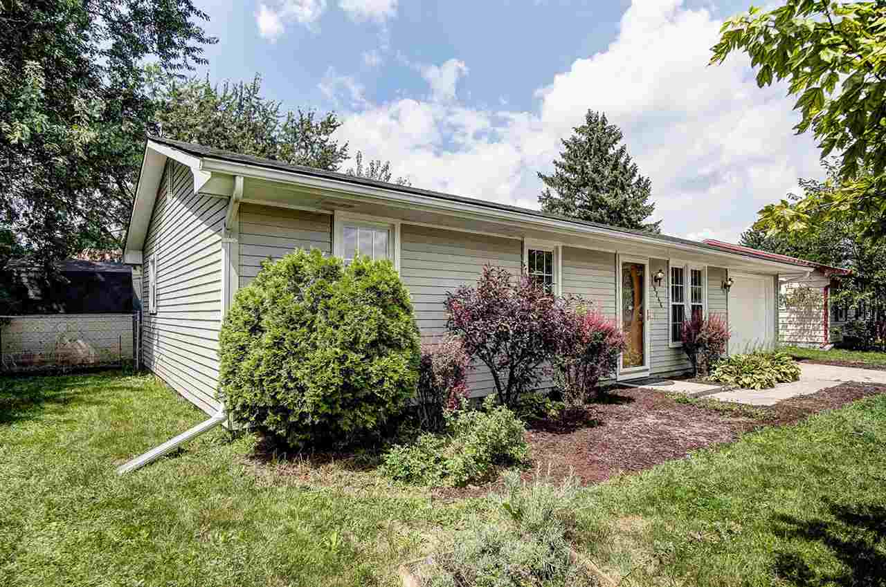 9246 Ridgetree Drive Fort Wayne, IN 46819 - Photo 3 of 25