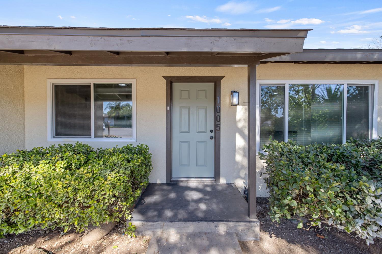 1005 Austin Street Madera, CA 93638 - Photo 3 of 28