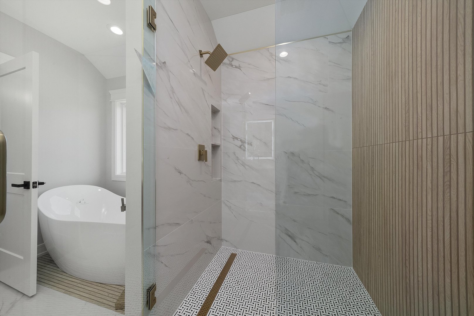 10441 South 83rd Avenue Palos Hills, IL 60465 - Photo 29 of 47 a bathroom with a bathtub a toilet a sink and shower