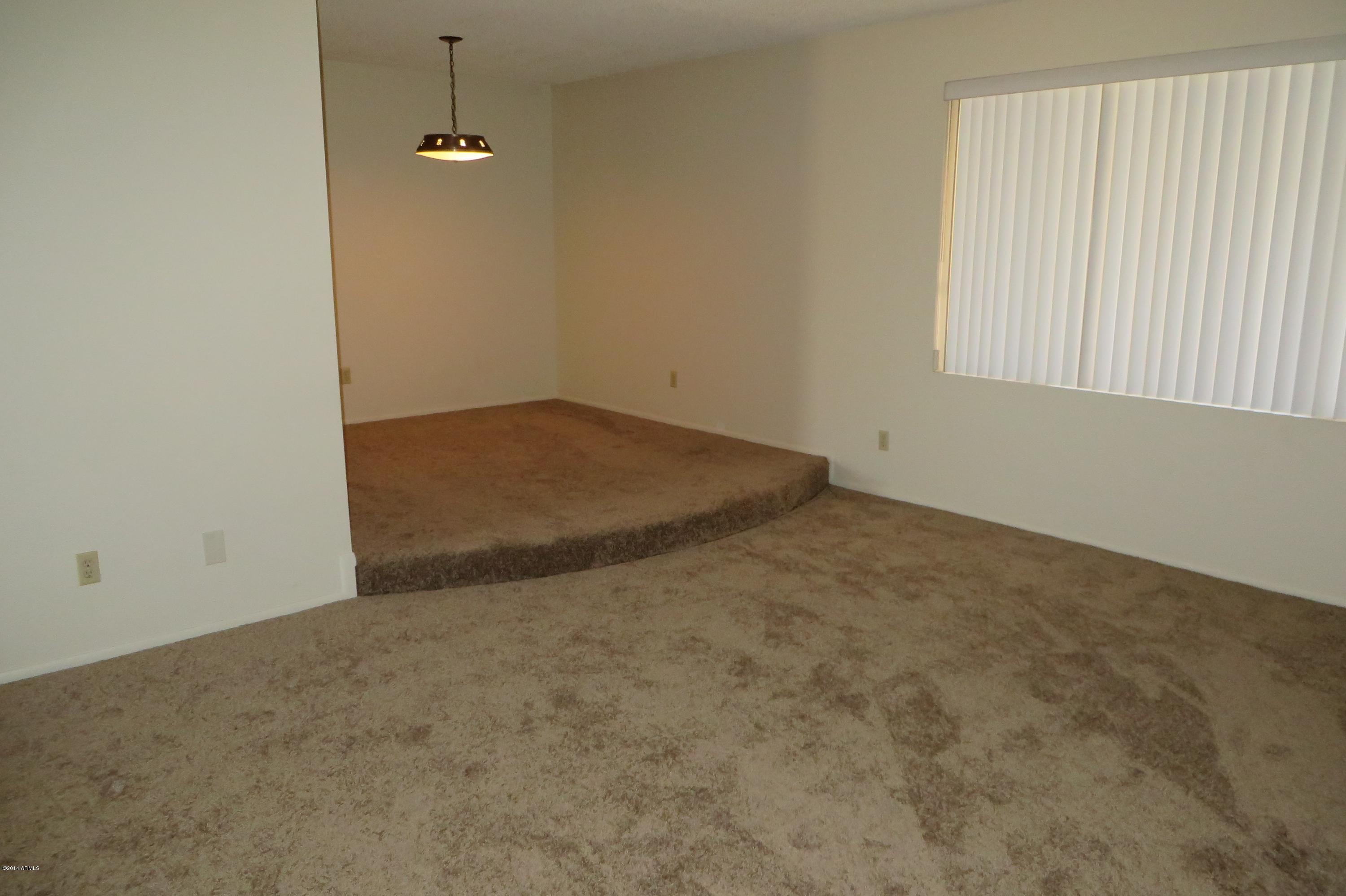 4258 West Redfield Road Phoenix, AZ 85053 - Photo 13 of 20 LIVING-DINING