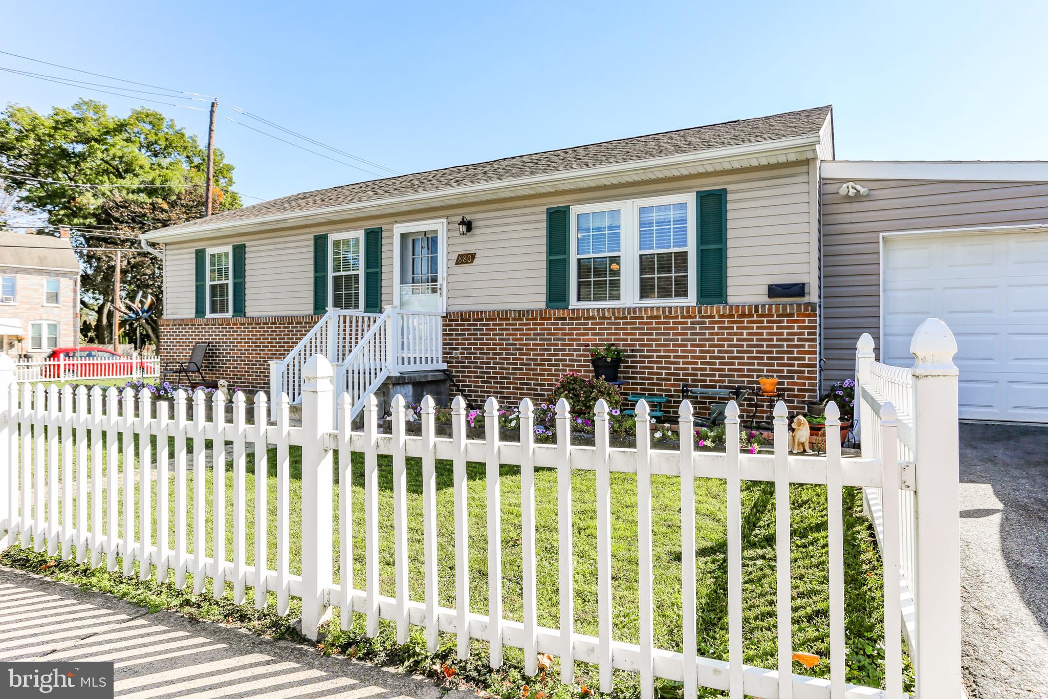 880 Ridge Avenue Columbia, PA 17512 - Photo 4 of 20 Gallery Image 4
