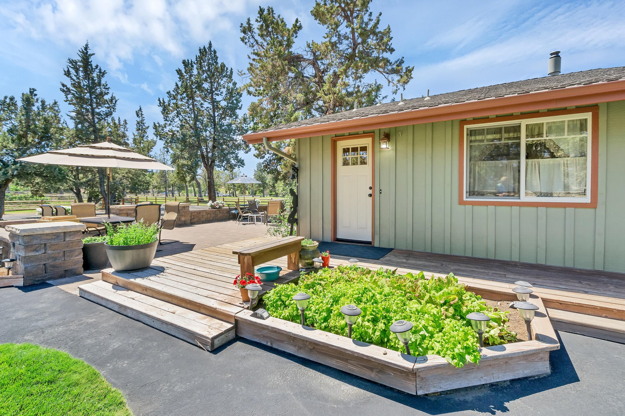 62174 Cody Jr Road Bend, OR 97701 - Photo 18 of 64 DSC06791