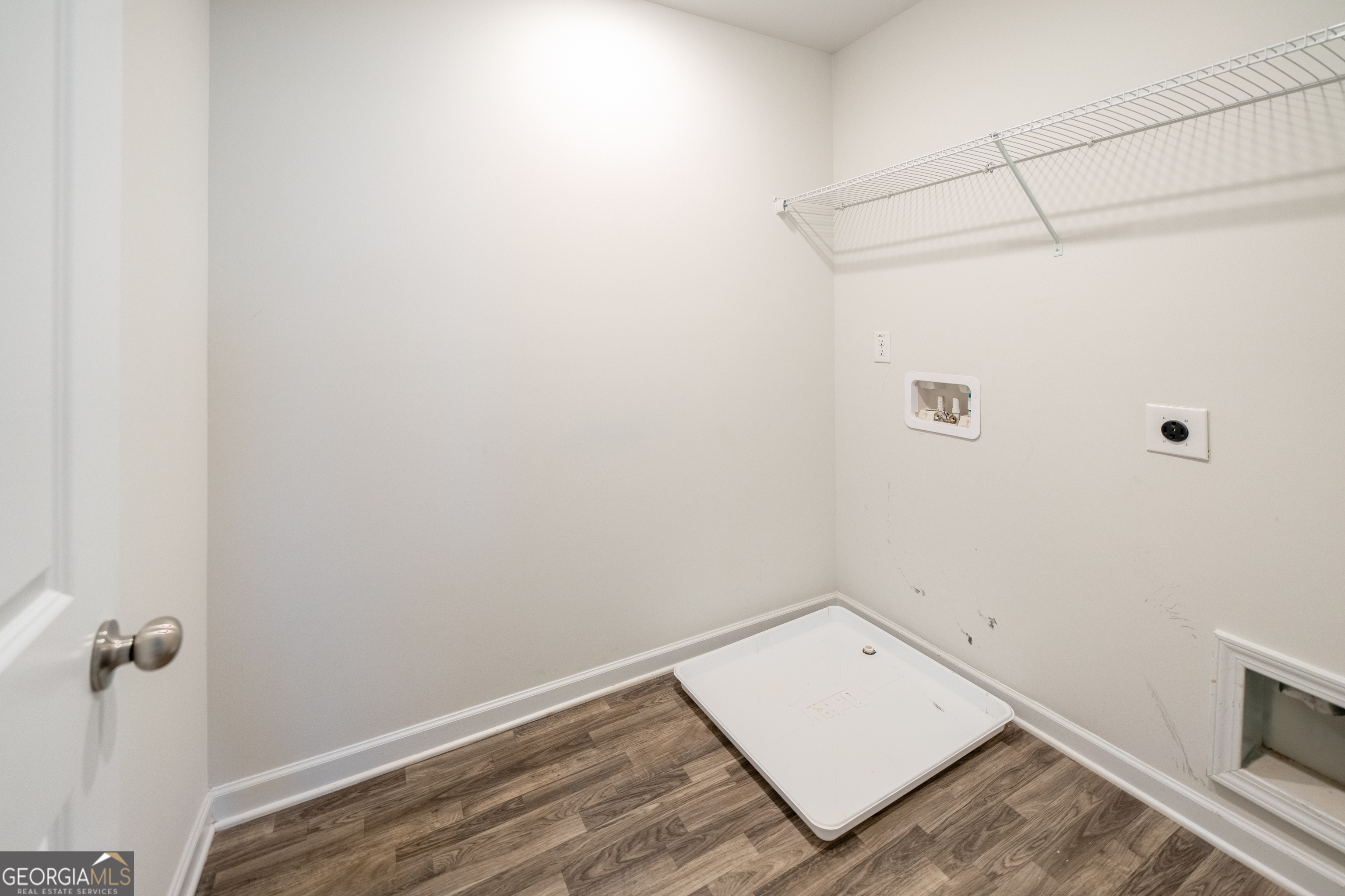 132 Fresh Laurel Lane Locust Grove, GA 30248 - Photo 12 of 24 a view of a small space