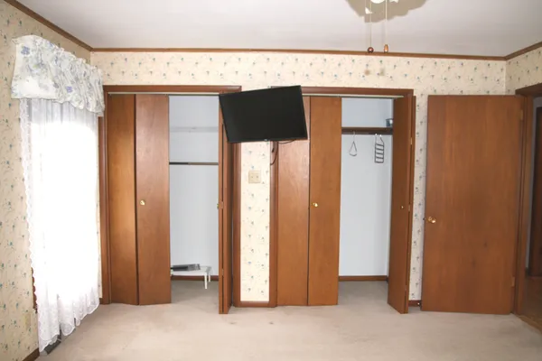 $129,900 | 321 East Elm Street, Piper City, IL 60959