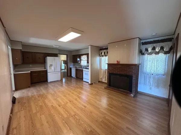 $129,900 | 321 East Elm Street, Piper City, IL 60959