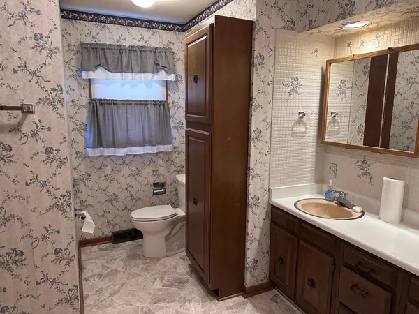 $129,900 | 321 East Elm Street, Piper City, IL 60959