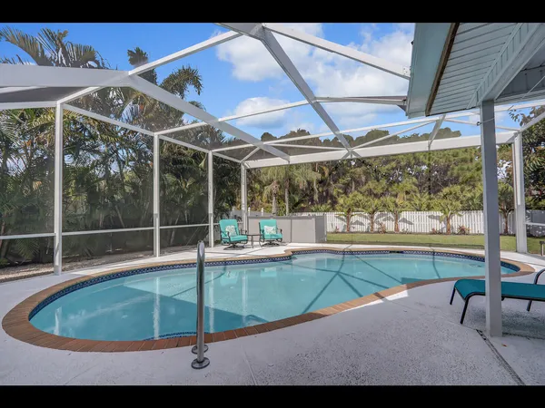 $4,250 | 609 Oak Terrace, Jupiter, FL 33458