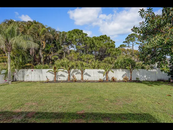 $4,250 | 609 Oak Terrace, Jupiter, FL 33458