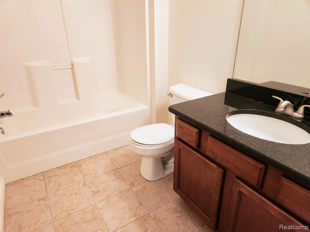 3057 Fantail Court Rochester Hills, MI 48309 - Photo 23 of 30
