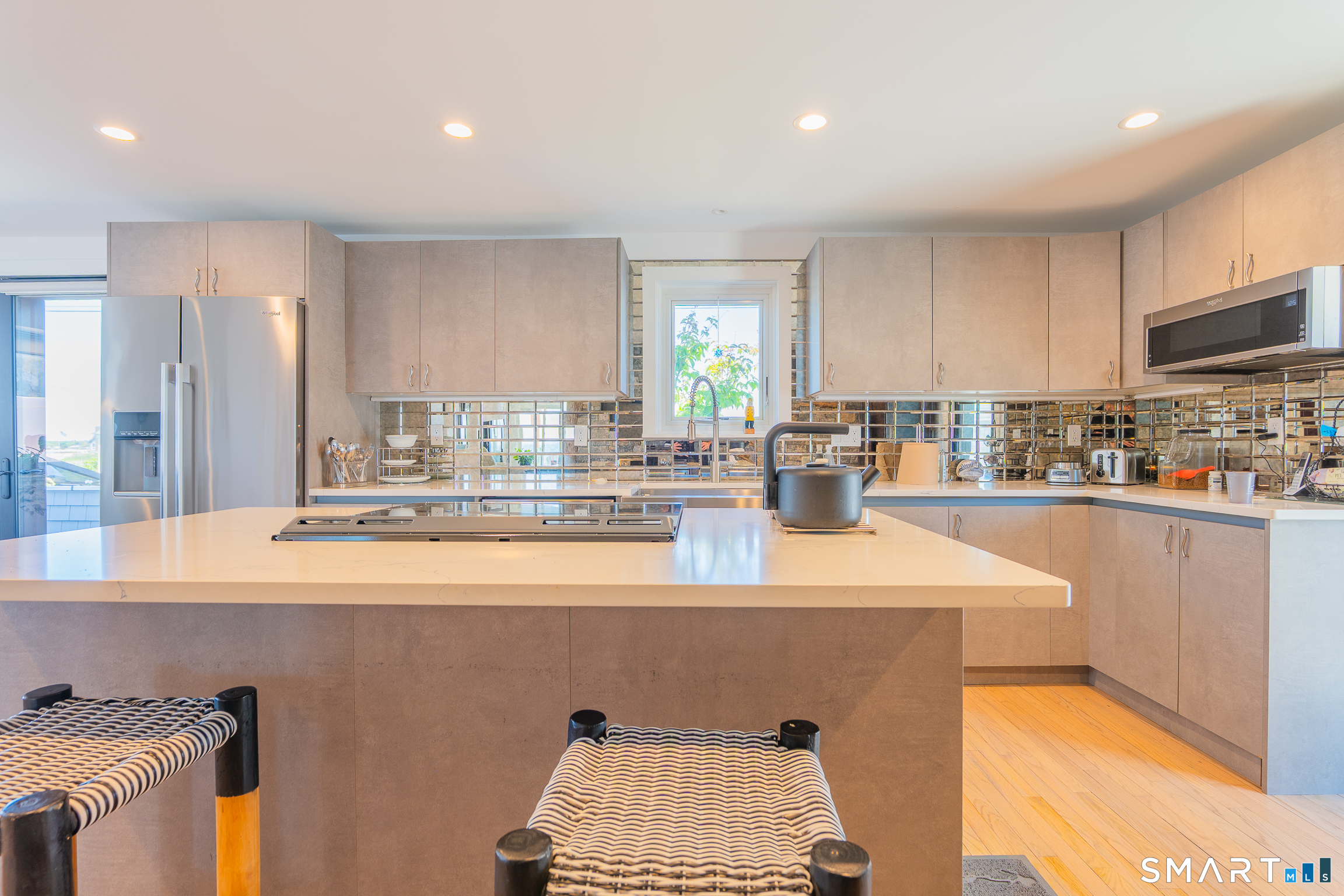 49 Hammock Road Clinton, CT 06413 - Photo 11 of 37