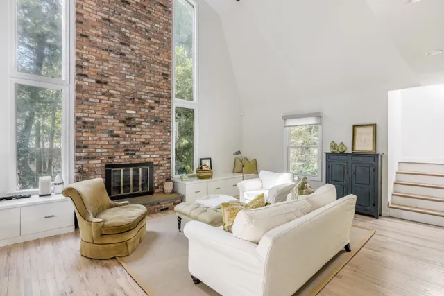 $22,000 | 77 3 Mile Harbor Drive, East Hampton, NY 11937